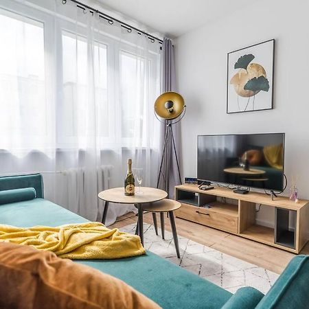 Uroczy Apartament 2 Pokoje - 10 Min Do Morza! Gdansk Dış mekan fotoğraf