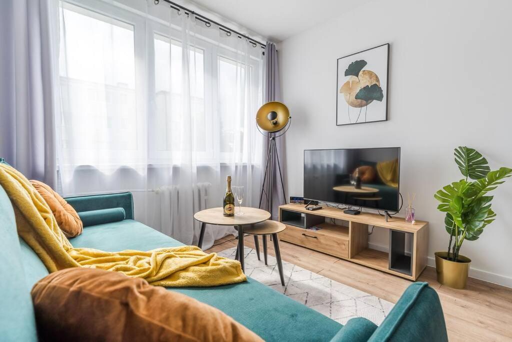 Uroczy Apartament 2 Pokoje - 10 Min Do Morza! Gdansk Dış mekan fotoğraf